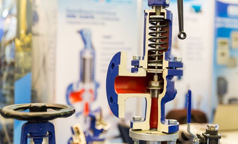 Bảo trì bơm bù áp trục đứng